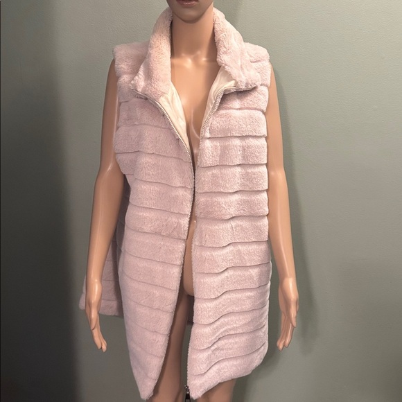 Off White Faux Fur Vest size XXL - Picture 1 of 5